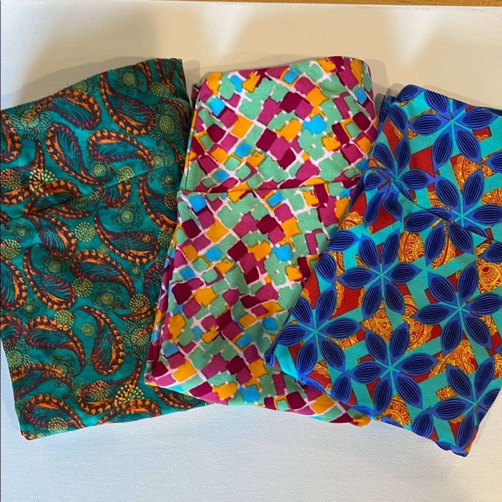 LuLaRoe Women TC Colorful Patterned Leggings Set
